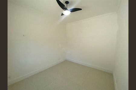 Casa à venda com 2 quartos, 168m² em Penha Circular, Rio de Janeiro