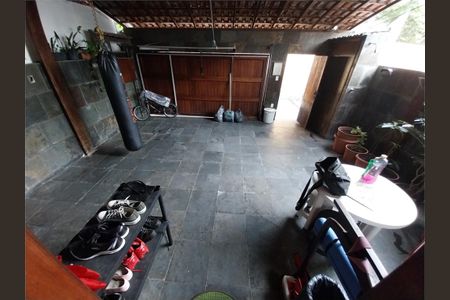 Casa de condomínio à venda com 120m², 4 quartos e 2 vagas