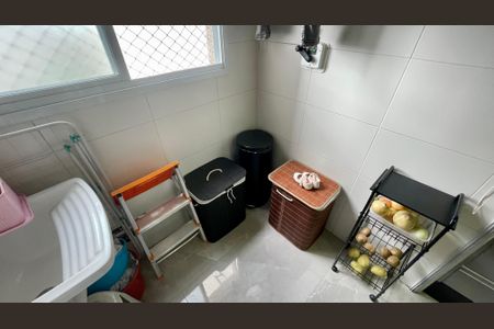 Apartamento à venda com 84m², 3 quartos e 2 vagas Apartamento à venda com 84m², 3 quartos e 2 vagasÁrea de Serviço