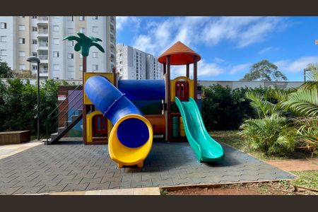 Apartamento à venda com 84m², 3 quartos e 2 vagas Apartamento à venda com 84m², 3 quartos e 2 vagasPlayground