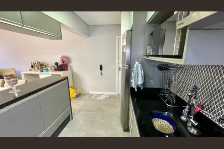 Apartamento à venda com 84m², 3 quartos e 2 vagas Apartamento à venda com 84m², 3 quartos e 2 vagasCozinha