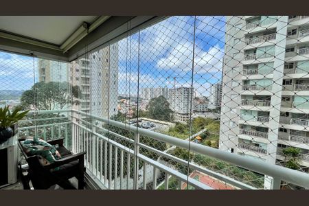 Apartamento à venda com 84m², 3 quartos e 2 vagas Apartamento à venda com 84m², 3 quartos e 2 vagasVista da Varanda