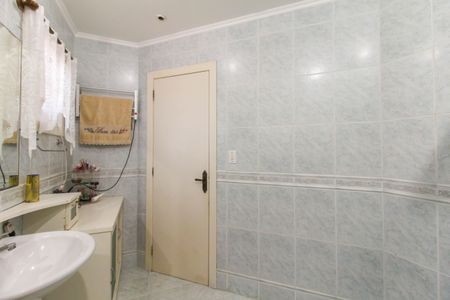 Casa à venda com 347m², 3 quartos e 1 vagaBanheiro