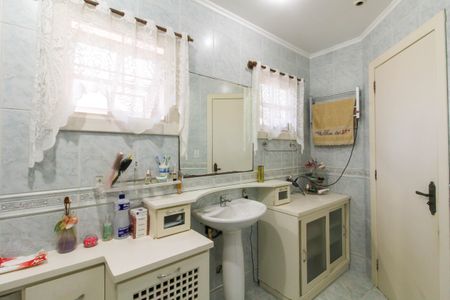 Casa à venda com 347m², 3 quartos e 1 vagaBanheiro