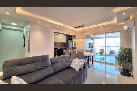 Apartamento à venda com 100m², 3 quartos e 2 vagasSala