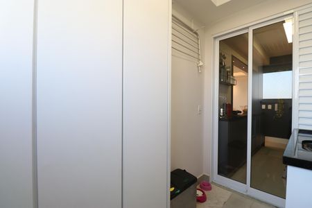 Apartamento à venda com 100m², 3 quartos e 2 vagasÁrea de Serviço