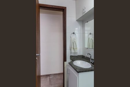 Apartamento à venda com 60m², 3 quartos e 1 vaga Apartamento à venda com 60m², 3 quartos e 1 vagaBanheiro