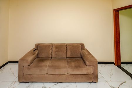 Casa à venda com 180m², 3 quartos e 3 vagasSala