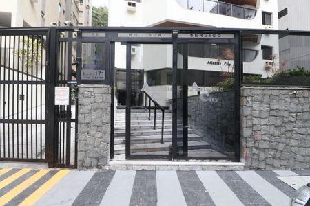 Apartamento para alugar com 100m², 3 quartos e 1 vagaFachada