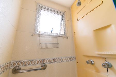 Apartamento à venda com 59m², 2 quartos e 1 vaga Apartamento à venda com 59m², 2 quartos e 1 vagaBanheiro