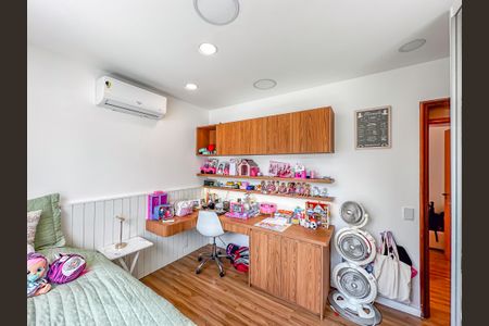 Apartamento à venda com 280m², 5 quartos e 4 vagasQuarto 2