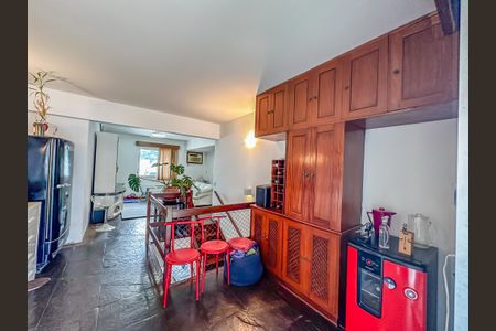 Apartamento à venda com 280m², 5 quartos e 4 vagasEscritório 