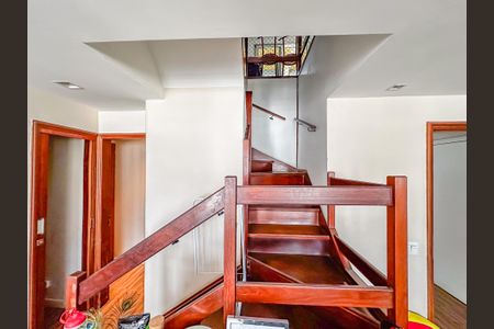 Apartamento à venda com 280m², 5 quartos e 4 vagasCorredor