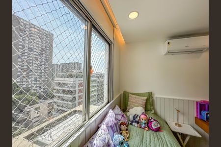 Apartamento à venda com 280m², 5 quartos e 4 vagasQuarto 2