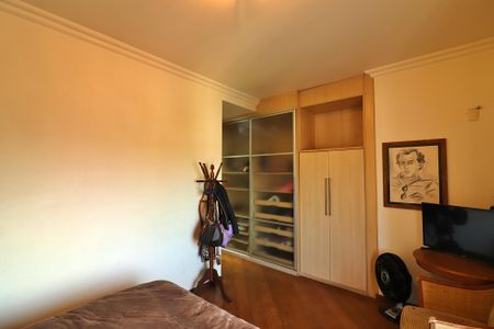 Apartamento à venda com 188m², 4 quartos e 4 vagasSuíte 1