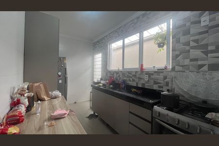 Casa para alugar com 200m², 3 quartos e 4 vagas Casa para alugar com 200m², 3 quartos e 4 vagasCozinha
