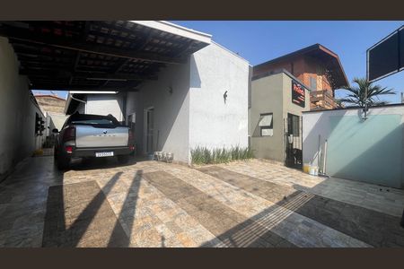 Casa para alugar com 200m², 3 quartos e 4 vagas Casa para alugar com 200m², 3 quartos e 4 vagasÁrea comum
