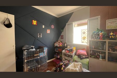 Casa para alugar com 200m², 3 quartos e 4 vagas Casa para alugar com 200m², 3 quartos e 4 vagasQuarto 2