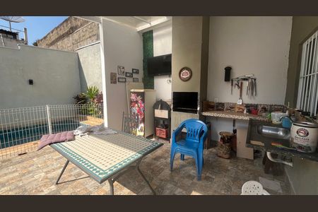 Casa para alugar com 200m², 3 quartos e 4 vagas Casa para alugar com 200m², 3 quartos e 4 vagasÁrea comum