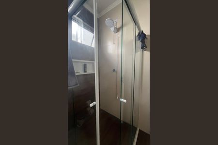 Casa para alugar com 200m², 3 quartos e 4 vagas Casa para alugar com 200m², 3 quartos e 4 vagasBanheiro Social