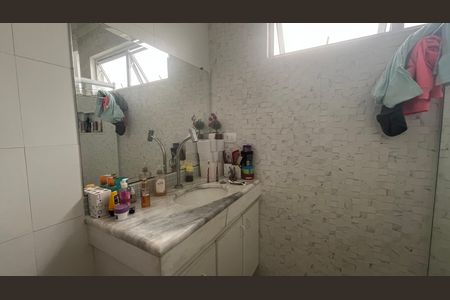 Casa para alugar com 200m², 3 quartos e 4 vagas Casa para alugar com 200m², 3 quartos e 4 vagasBanheiro da Suíte