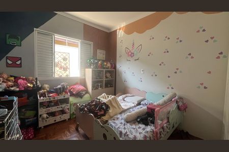 Casa para alugar com 200m², 3 quartos e 4 vagas Casa para alugar com 200m², 3 quartos e 4 vagasQuarto 2