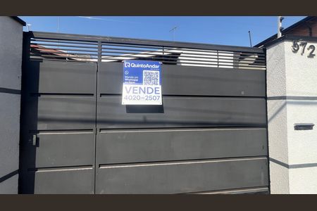 Casa para alugar com 200m², 3 quartos e 4 vagas Casa para alugar com 200m², 3 quartos e 4 vagasPlaca