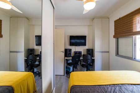 Apartamento à venda com 58m², 2 quartos e 2 vagasQuarto 1