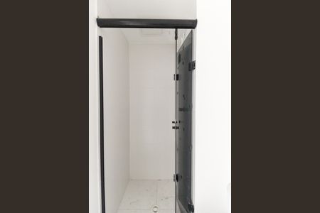 Apartamento para alugar com 33m², 2 quartos e sem vaga Apartamento para alugar com 33m², 2 quartos e sem vagaBanheiro