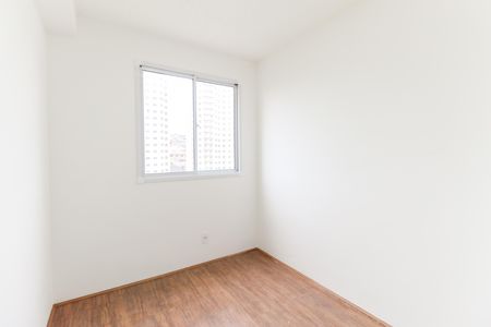 Quarto 1 de apartamento para alugar com 2 quartos, 33m² em Vila Carmosina, São Paulo