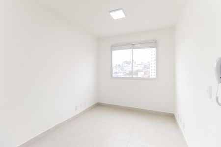 Apartamento para alugar com 33m², 2 quartos e sem vaga Apartamento para alugar com 33m², 2 quartos e sem vagaSala