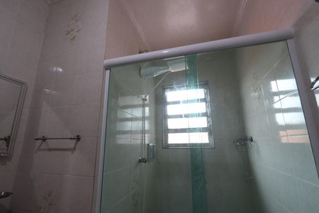 Casa à venda com 160m², 3 quartos e 2 vagasBanheiro Social