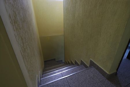 Escadas de casa à venda com 3 quartos, 160m² em Sapopemba, São Paulo