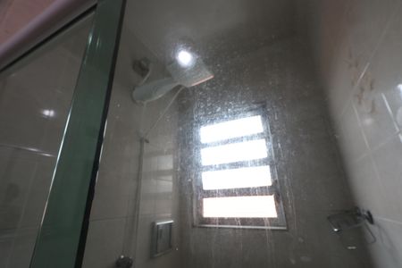 Casa à venda com 160m², 3 quartos e 2 vagasBanheiro Social