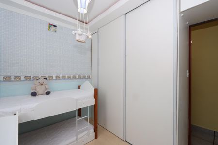 Casa à venda com 160m², 3 quartos e 2 vagasQuarto 2