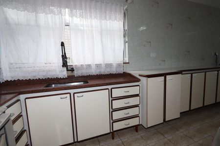 Casa à venda com 160m², 3 quartos e 2 vagasCozinha