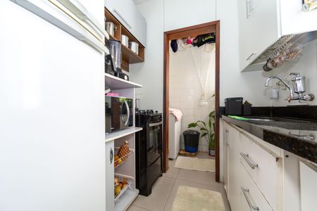 Apartamento à venda com 48m², 2 quartos e 1 vaga Apartamento à venda com 48m², 2 quartos e 1 vagaCozinha