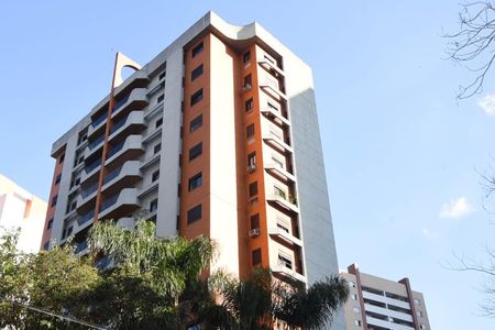 Apartamento à venda com 269m², 4 quartos e 2 vagasFachada