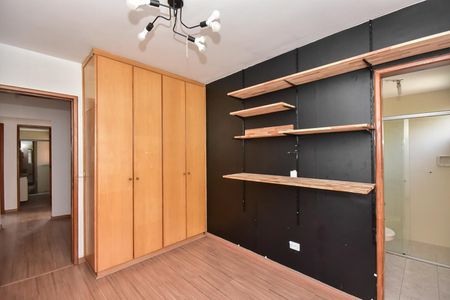 Apartamento à venda com 269m², 4 quartos e 2 vagasSuíte 1