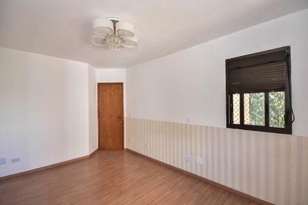 Apartamento à venda com 269m², 4 quartos e 2 vagasSuíte 2