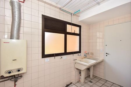 Apartamento à venda com 269m², 4 quartos e 2 vagasÁrea de Serviço