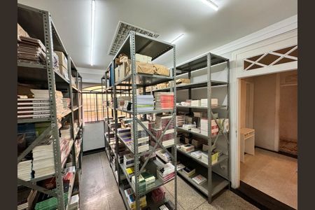 Casa à venda com 396m², 7 quartos e 3 vagas Casa à venda com 396m², 7 quartos e 3 vagasFoto 01