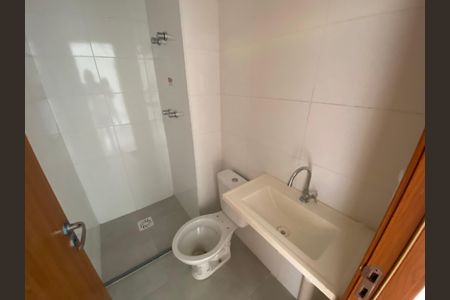 Apartamento à venda com 45m², 2 quartos e 1 vaga Apartamento à venda com 45m², 2 quartos e 1 vagaBanheiro