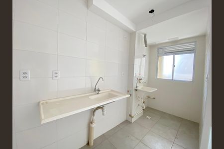 Apartamento à venda com 45m², 2 quartos e 1 vaga Apartamento à venda com 45m², 2 quartos e 1 vagaCozinha e Área de Serviço