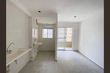 Sala de apartamento à venda com 2 quartos, 45m² em Del Castilho, Rio de Janeiro