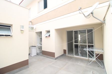 Casa à venda com 95m², 3 quartos e 2 vagasÁrea comum