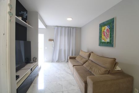 Sala de casa à venda com 3 quartos, 95m² em Usina Piratininga, São Paulo