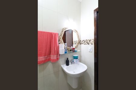 Casa à venda com 125m², 2 quartos e 2 vagas Casa à venda com 125m², 2 quartos e 2 vagasBanheiro da Suíte