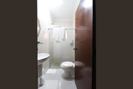 Casa à venda com 125m², 2 quartos e 2 vagas Casa à venda com 125m², 2 quartos e 2 vagasBanheiro Social