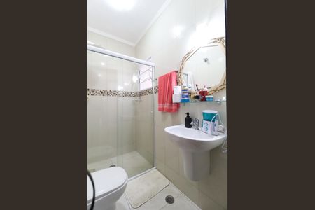 Casa à venda com 125m², 2 quartos e 2 vagas Casa à venda com 125m², 2 quartos e 2 vagasBanheiro da Suíte